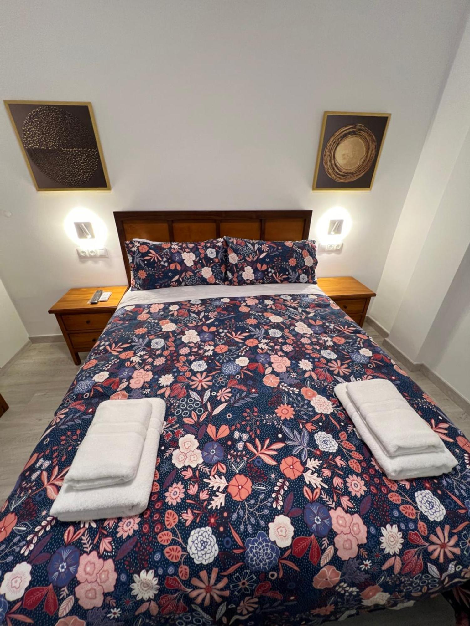 Апартаменти Nuestro Rincon Del Centro Historico Especial Grupos Terraza Parking Gratis 02 Малага Екстер'єр фото